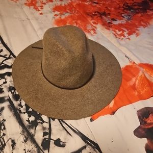 Bannana Republic Fidero Hat nwt